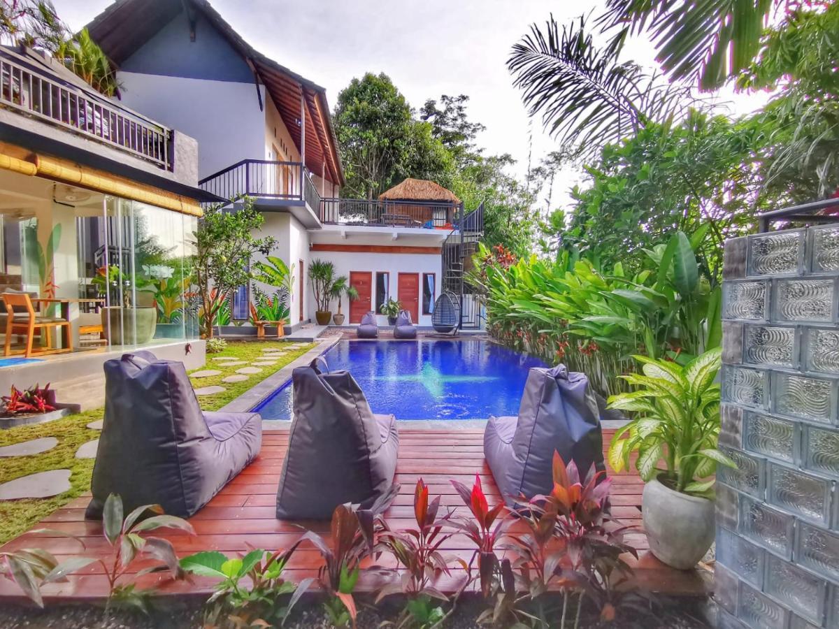 Cornerstone Bali Coworking Hostel Canggu  Exterior photo